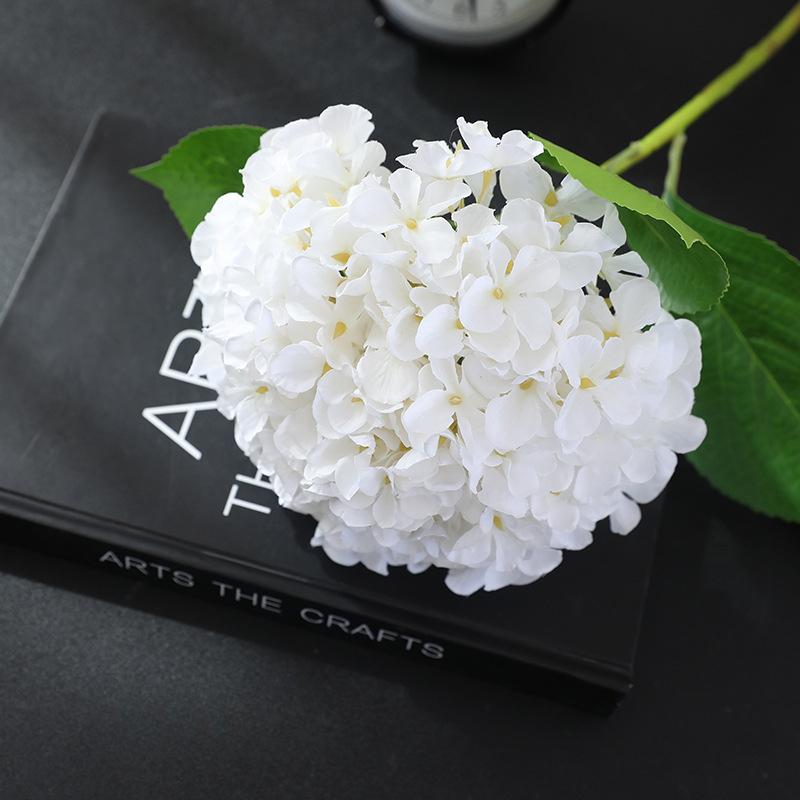 

Реалістичні штучні квіти гортензії 66 см великі квіти штучні підроблені гортензії для домашнього декору квіткові композиції весільні букети центральні елементи 1pc білий