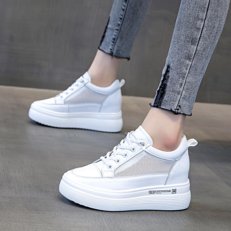 Fashionable and Trendy Women's Shoes 2024 Summer New Versatile Breathable and Non Slip Sloping Heel with Elevated Low Top Shoes