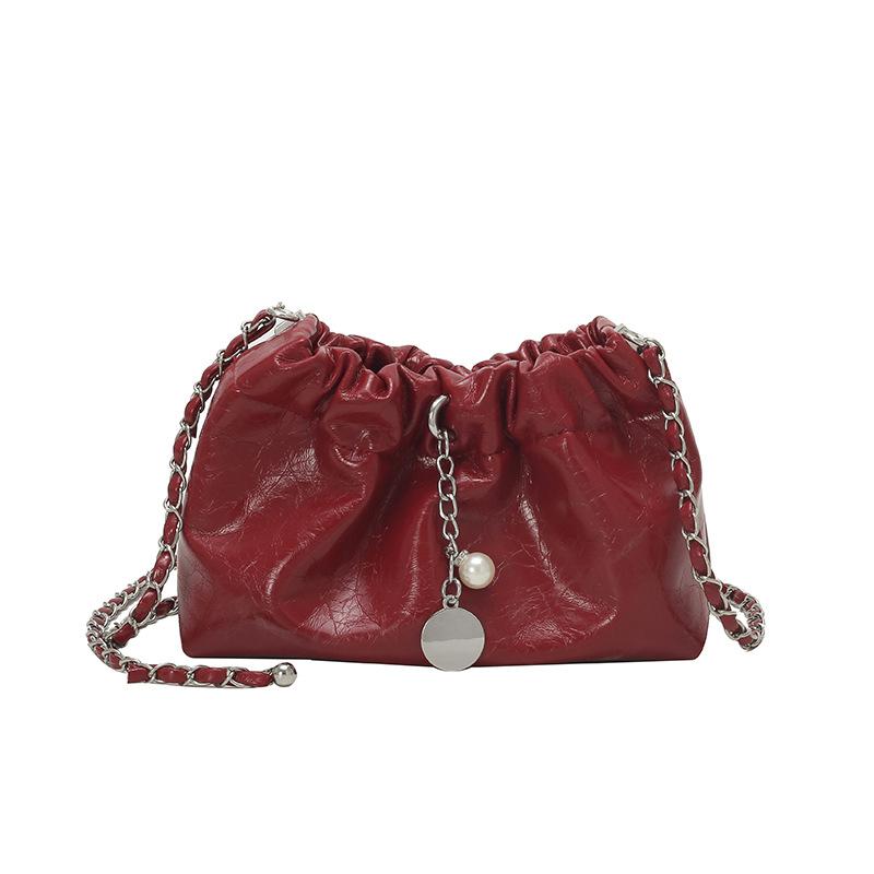 2025 New Pearl Handbag Bag Women's Fashion Pleated Cloud Bag Niche Chain Single Shoulder Crossbody Bucket Bag