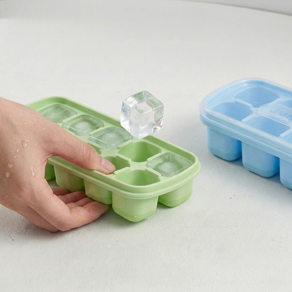 1/2/4pcs Square Plastic Ice Cube Tray With Lid 8 Grids Reusable Ice Cube Mold Refrigerator DIY Ice Maker Ice Mould For Drinks