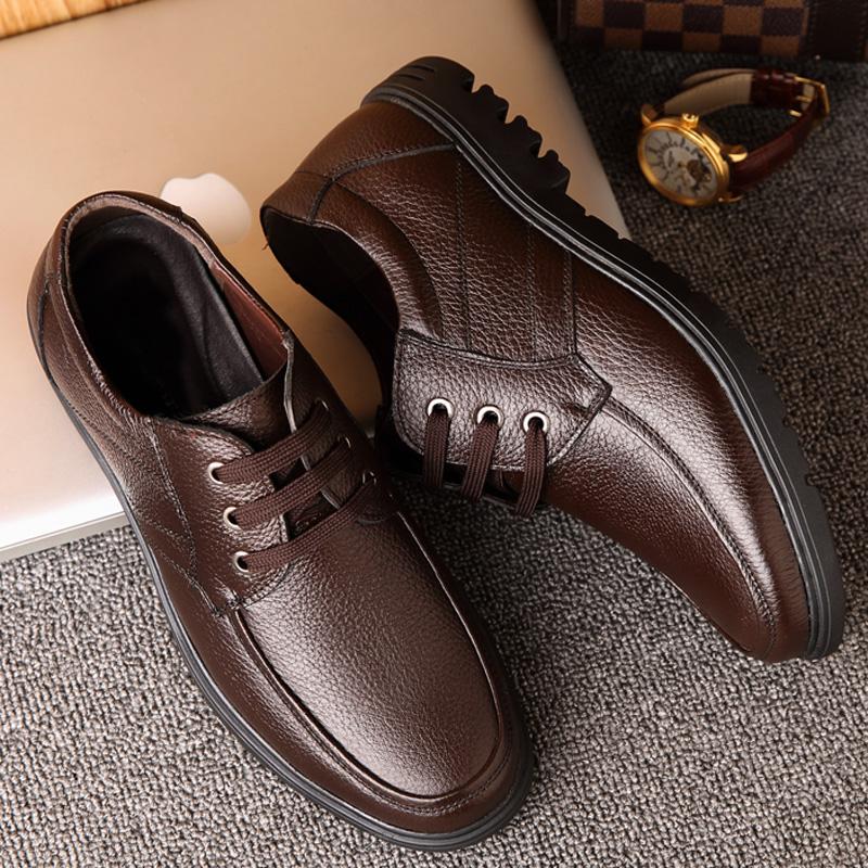 Nuove Scarpe in Pelle Resistenti da Uomo Moda Versatili Impermeabili Scarpa Mocassini Antiscivolo Casual Nuove Comode Scarpe da Lavoro da Uomo