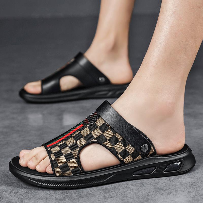 Sandals in large size summer beach shoes, cool slippers wear-resistant and non slip, casual and fashionable air cushioned shoes