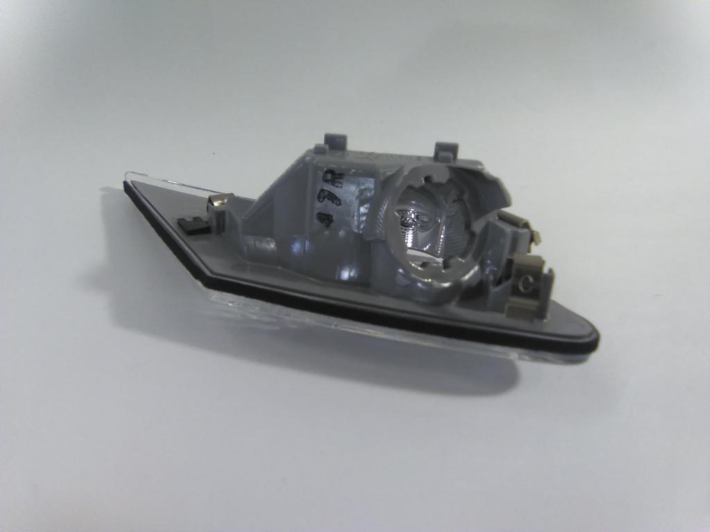 TOYOTA Genuine Parts Side Turn Signal Lamp ASSY RH Hachiroku Part Number SU003-02538
