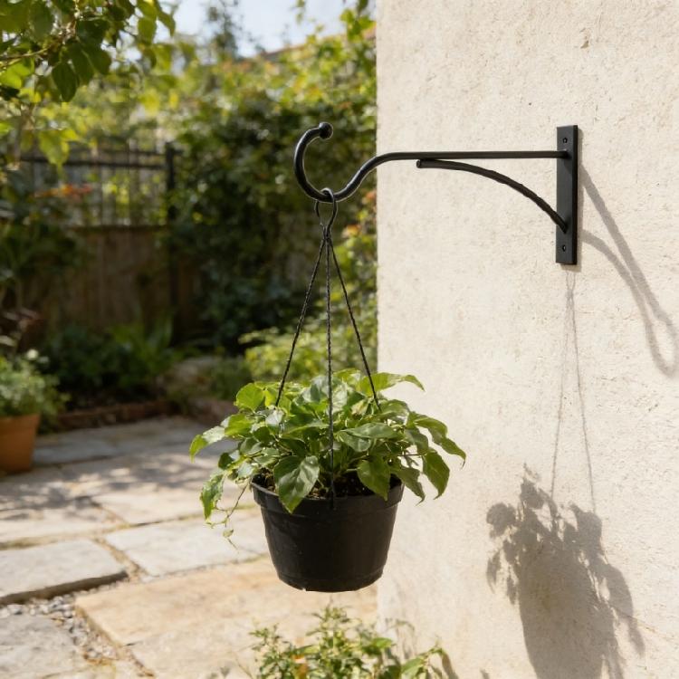 Portapiante Nero Tradizionale Per Uso Esterno Durevole Verniciato a Polvere Design Completa Vari Stili di Terrazza