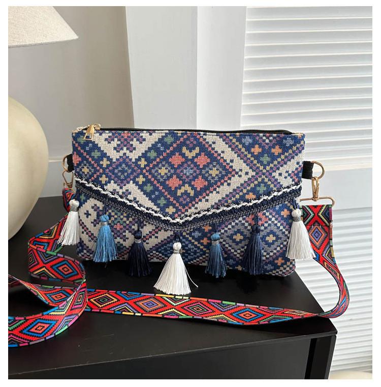 Ethnic Style Tassel Womens Shoulder Bag With Nylon Lining For Casual Travel