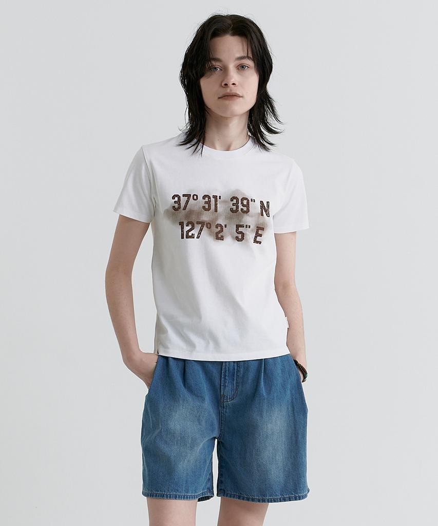 MAGOODGAN Lydia 3624 Notation Standard Fit Off-White Short Sleeve Tee