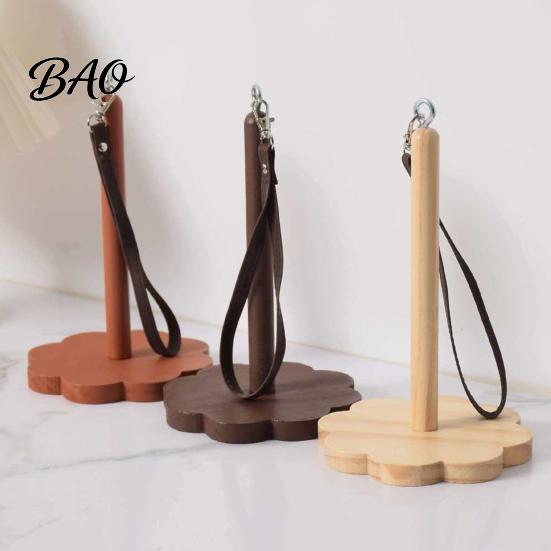 Yarn Management Tool Wooden Wrist Holder, Portable Smooth Rotation Dispenser, Dispenser Hands Free Rack for Knitting And Crocheting Crafting