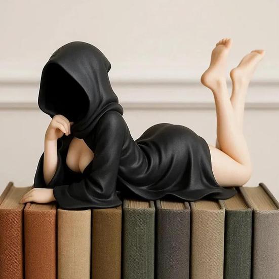 Gothic Bookshelf Sculpture Sexy Black Robe Female Figure Resin Spooky Woman Figurine for Halloween Desktop Decoration