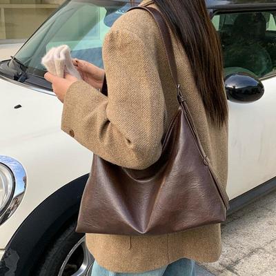 Lui Stijl Zacht Leer Enkelvoudige Schouder Tas, Grote Capaciteit Tote Tas, Modieuze en Retro Commuter Crossbody Tas