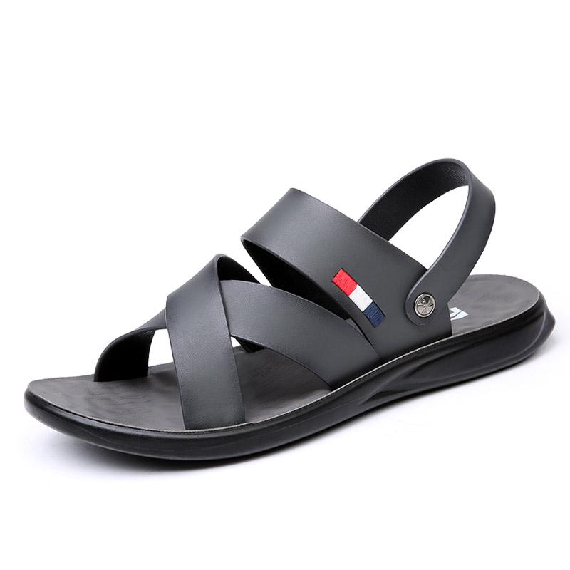 Sandali da uomo di marca estiva Sandali firmati Sandali da spiaggia in pelle da uomo Scarpe casual da esterno di alta qualità grandi