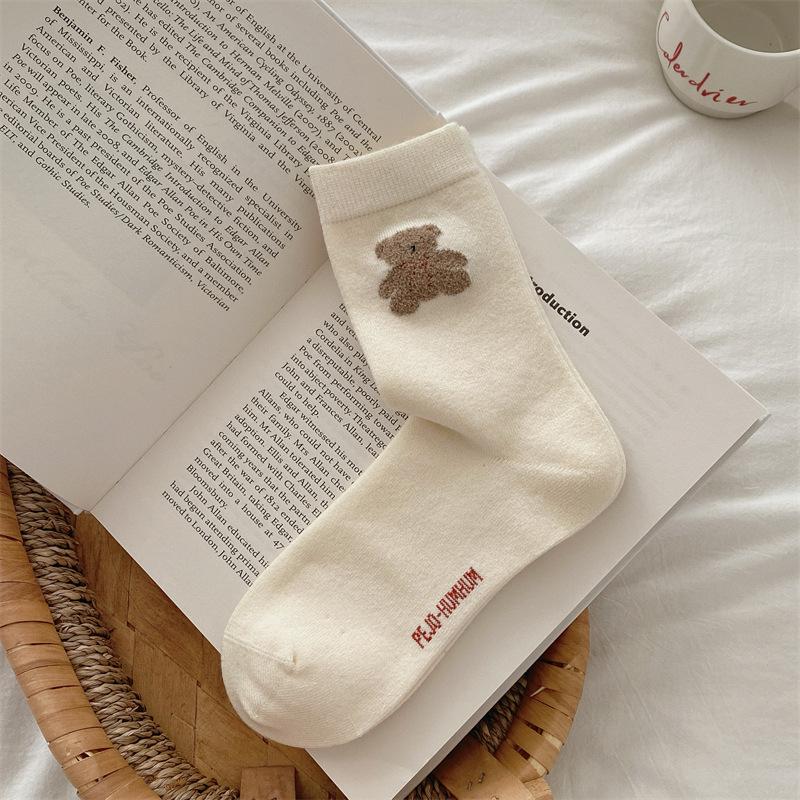 Woolen Bear Embroidered Socks for Women, Thick and Warm Mid-calf Socks for Autumn and Winter, Cute Thick Socks, Long Pile Socks