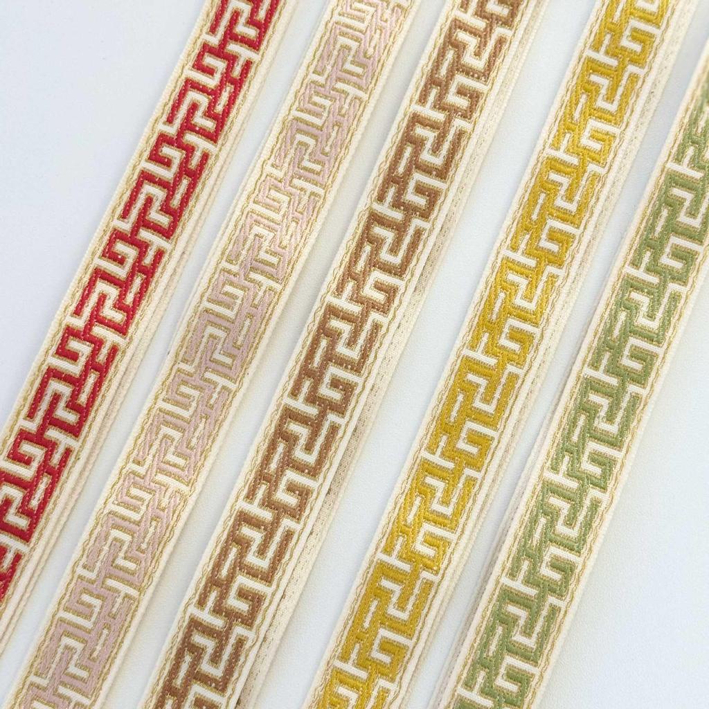 Chinese Gold Embroidery Phone Lanyard: Stylish, Adjustable Crossbody Strap & Anti-Lost Outdoor Shoulder Rope
