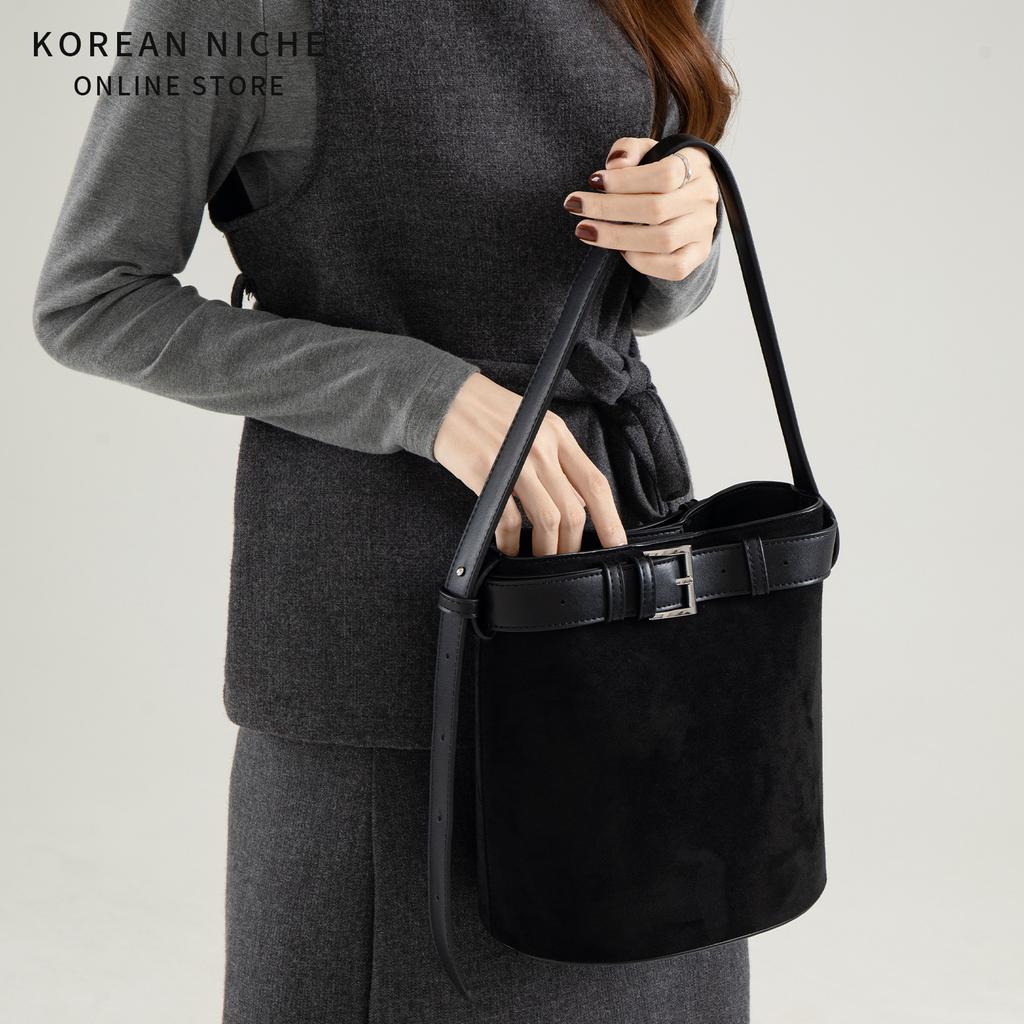 New Suede Spliced Bucket Bag for Women with A Sense of Luxury, Retro Fashion, Hand-held Shoulder Bag for Women