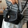 Korean version of retro portable bucket bag women's 2025 summer new light foreign-grade texture casual shoulder messenger bag