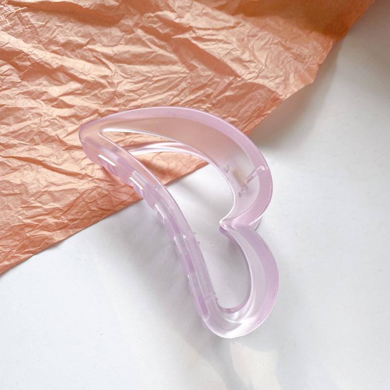 Beautifully Plastic Crafted Hair Claw Clips With Elegant Shapes And Vibrant Colors For Every Hairstyle Needs