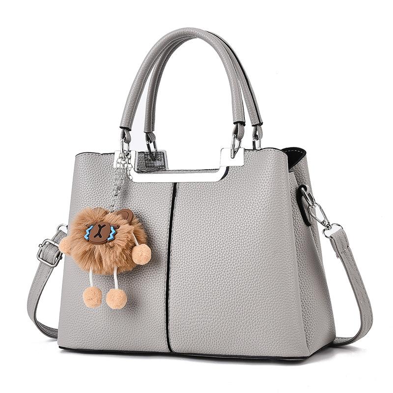 

Женская сумка 2025 универсальная модная на плечо атмосфера новая ретро сумка-мессенджер женская сумка для мамы сумочка серый