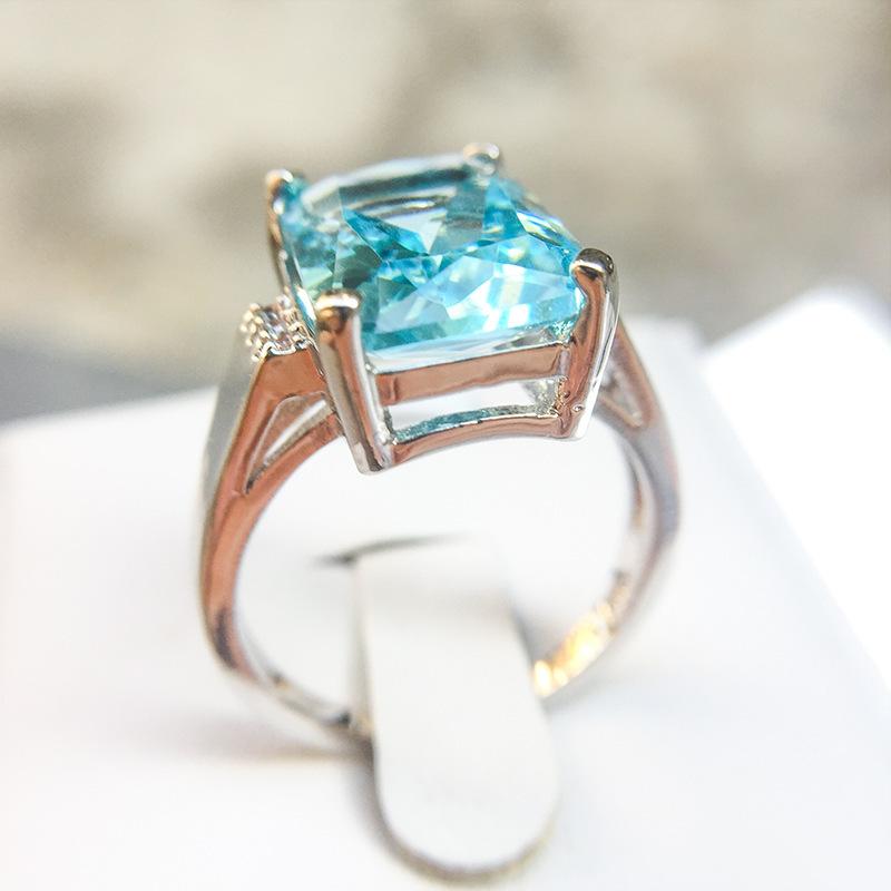 Fashion Luxury Topaz Engagement Ring, Sapphire Ring, Hand Accessories