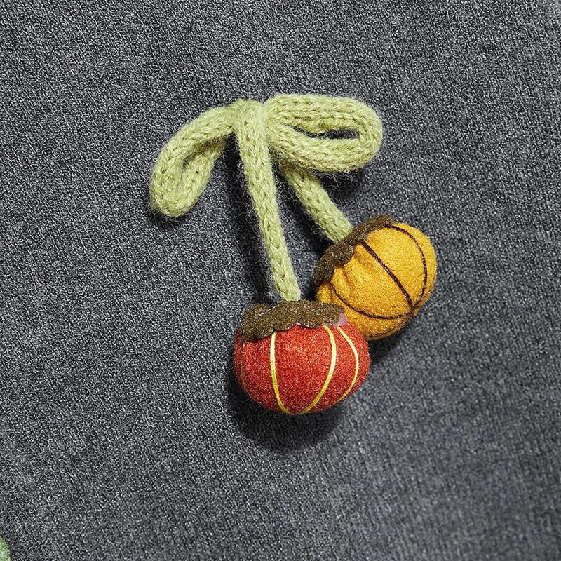 Women's 3D Decorative Round Neck Knit Cardigan