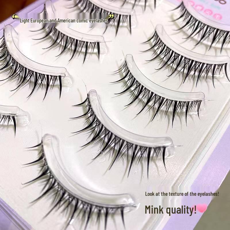 Chic Manga Lashes: Lightweight Fish Silk False Eyelashes with Transparent Stem for Flawless Eye-Corner Curling