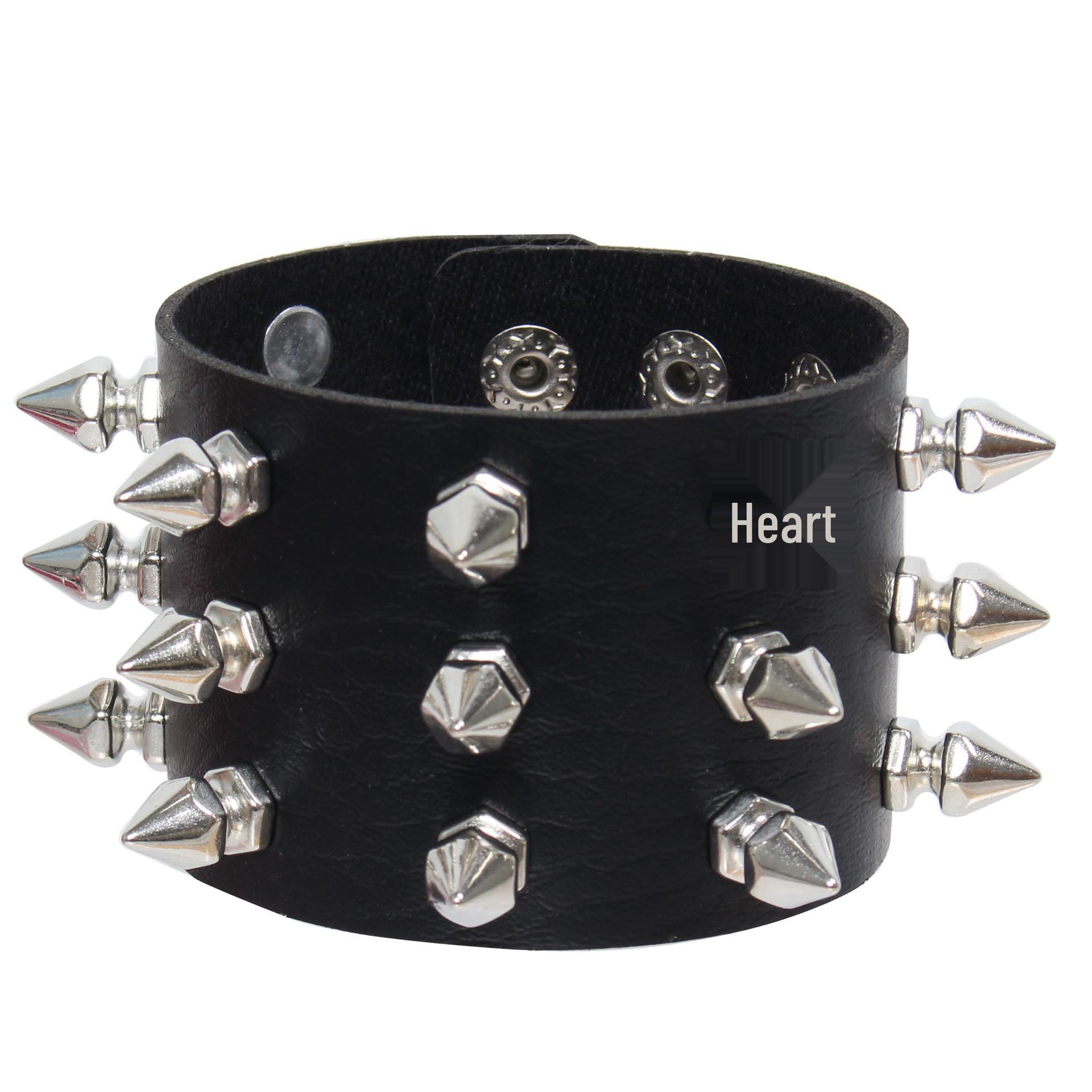 Cross-Border European  American Punk Rock Women s Leather Choker Necklace: Fashionable Clavicle Chain