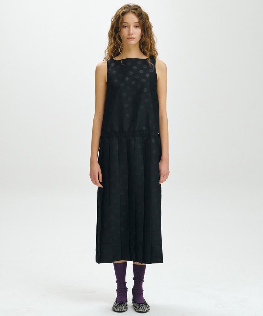 Mais Big Dot Pleated Maxi Dress / Black
