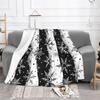 Snowflake Christmas Blanket Flannel Autumn/Winter Black And White Multi-function Lightweight Throw Blanket for Bed Office Quilt