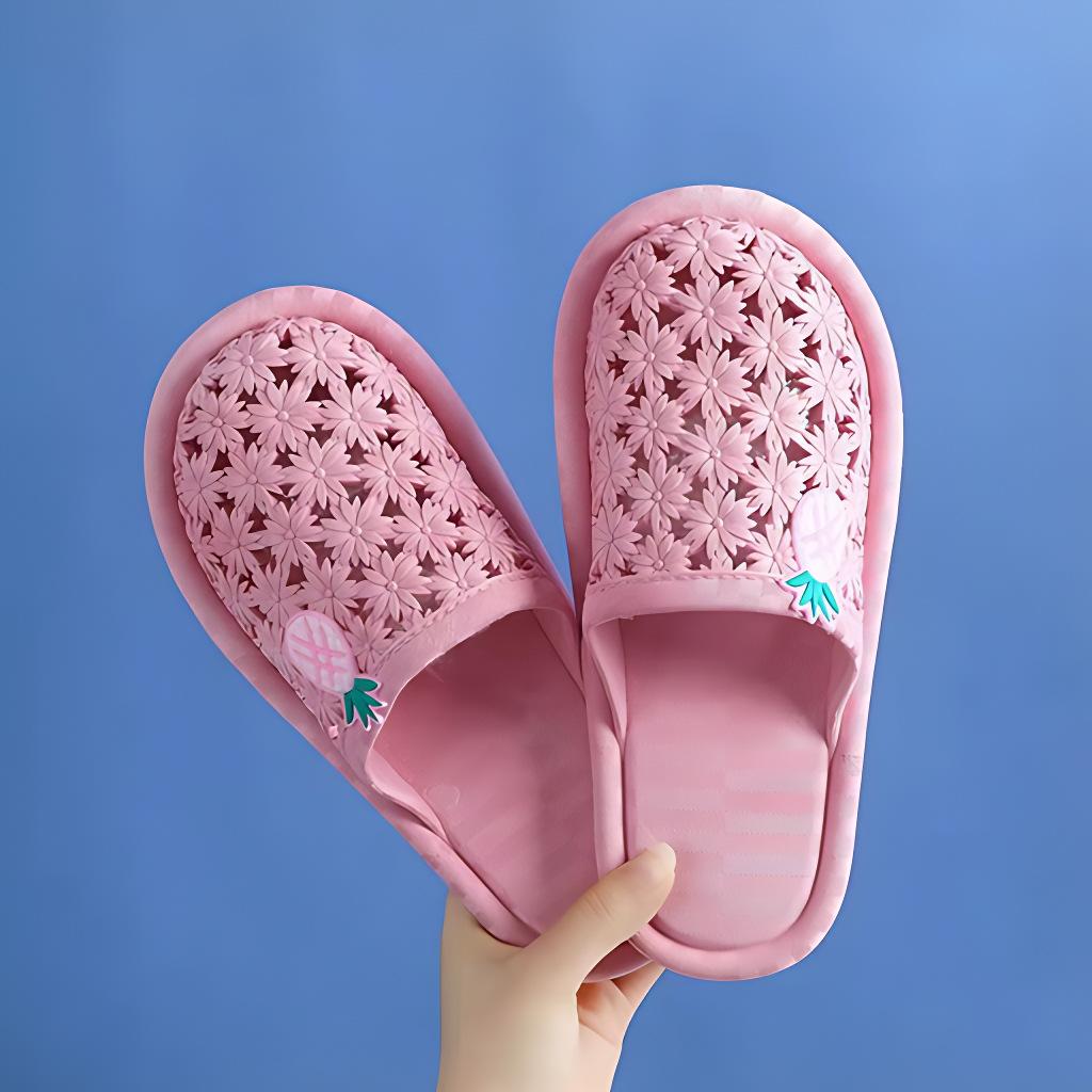 

Женские нескользящие домашние тапочки летние с мягкой подошвой и верхом 41