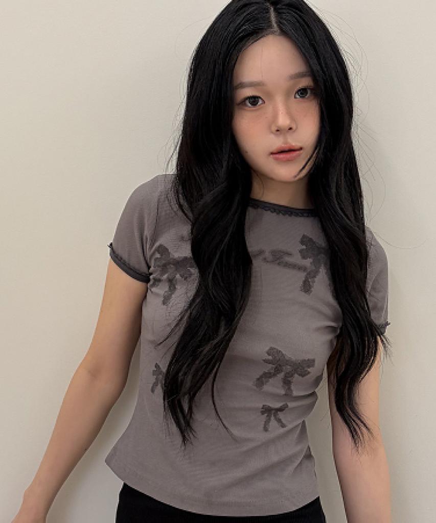 Loginaenloji Ribbon Printed Slim Ringer T-Shirt Light Gray