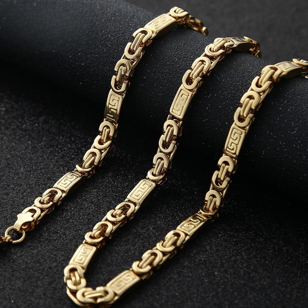 Fashionable, Trendy, Personalized Men's Necklace with A Great Wall Pattern and Alternating Colors, Handmade Flat Chain, 2025