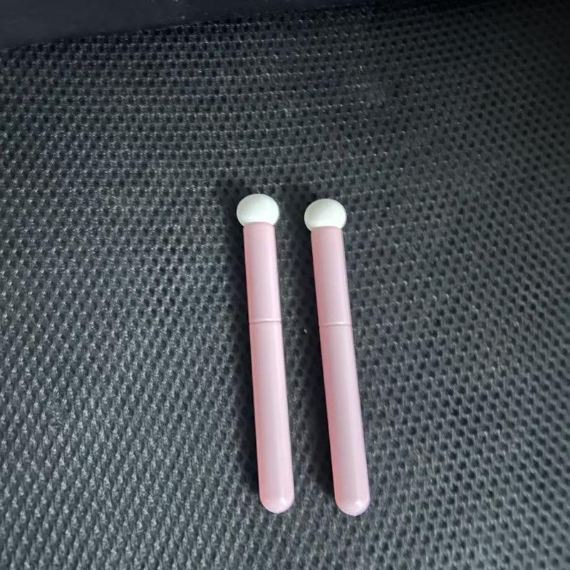 

2Pcs Concealer brush pink handle small sponge concealer makeup brush acne conspirator brush beauty tool highlight brush