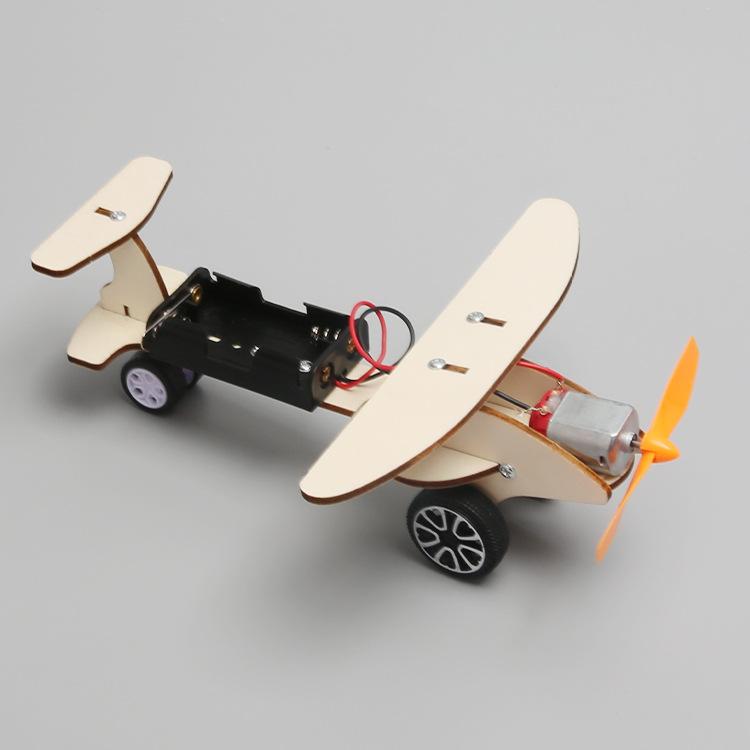 Science And Technology Small Production DIY Electric Taxiing Aircraft Students Scientific Experiment Creative Manual Dismantling Land Taxiing Machine