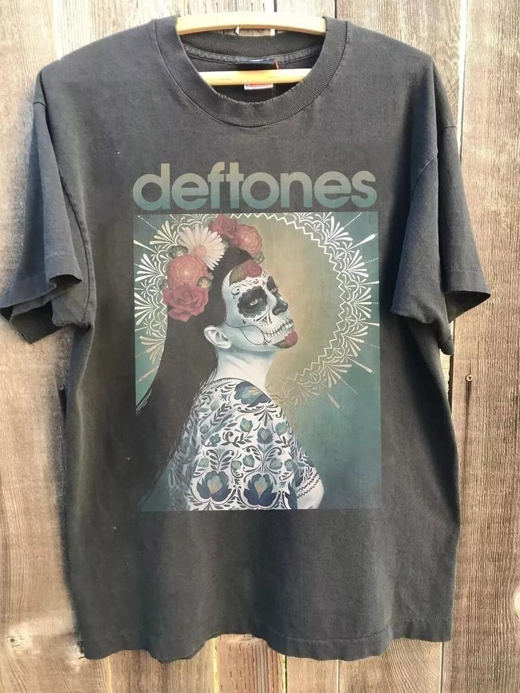 New Deftones Band Shirt Deftones Graphic Charcoal Cotton Tshirt Unisex T-Shirt S