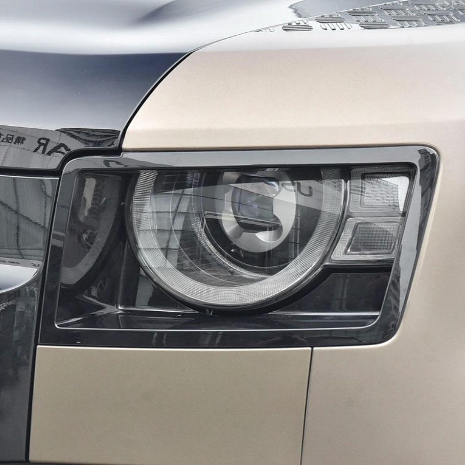 For Land Rover Defender 2020 2021 2022 Accesorios Para El Coche Replace A Transparent PC Car Lights Shell Headlights Lens Cover