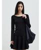 Anggae Scooped Neck Pullover Black