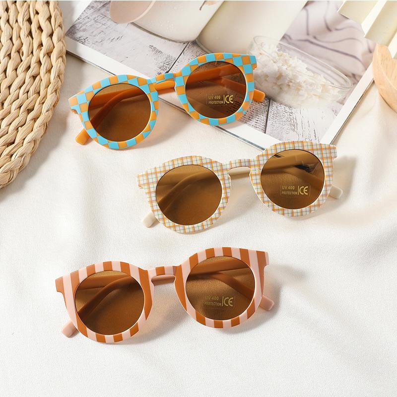 New Arrival 2-10 S Kids Cute Round Sunglasses Boys Girls Baby Lattice Outdoor Children Fashion Cat Eye White Pink Shades