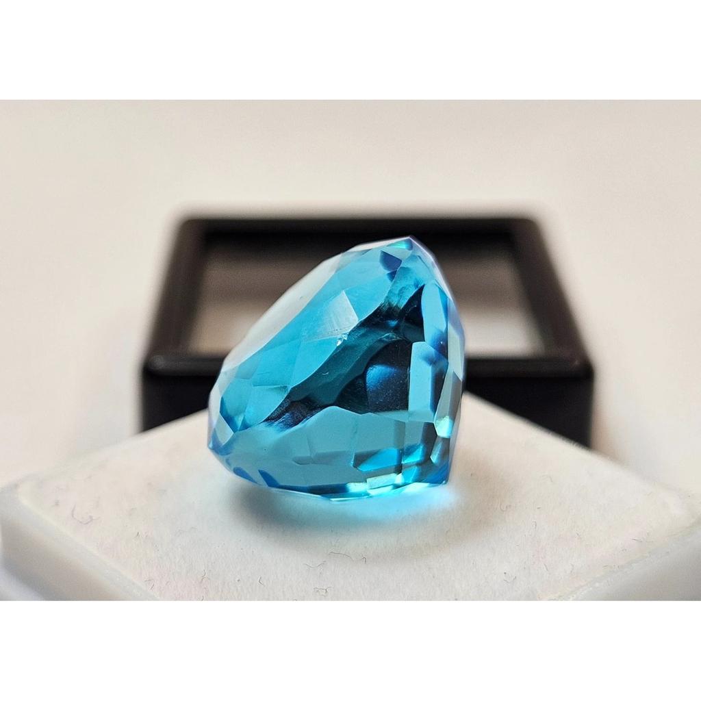 Stunning Natural Swiss Blue Topaz 15+ Ct Round Cut Loose Gemstone