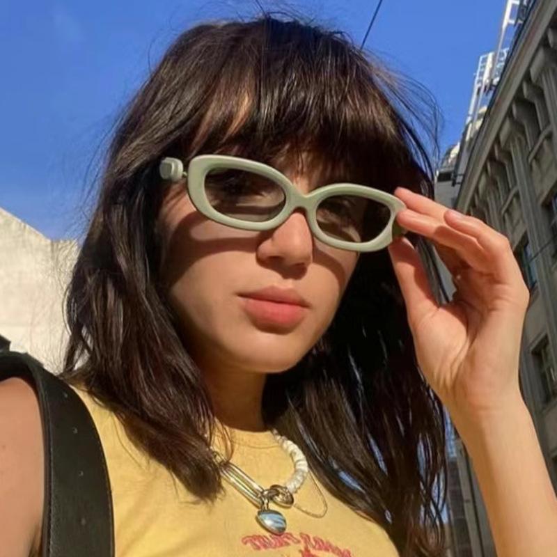 Protective Glasses New Fashion Small Frame Glasses Popular Oval Sunglasses Personality Ins Style Unique Leg Sun Glasses Uv400
