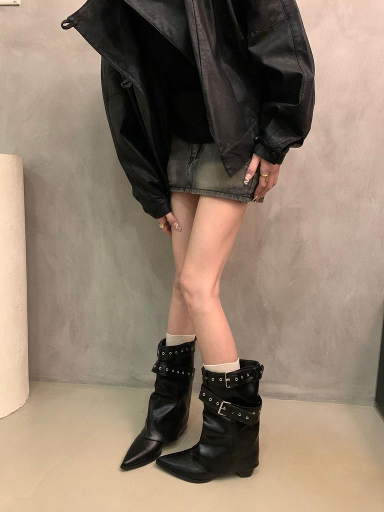 2025 Autumn and Winter New Women's Shoes Retro Short Boots Women's Belt Buckle Pointed Sweet Cool Wind Sleeve Trouser Tube Boots Trend