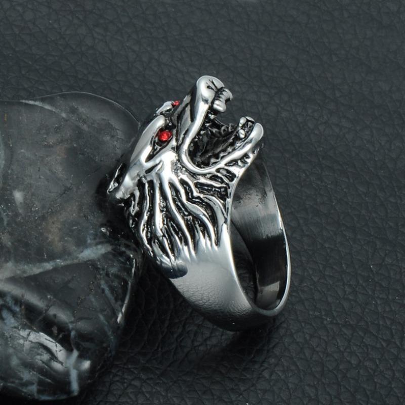 Nuovo Anello Dominante Testa di Lupo da Uomo