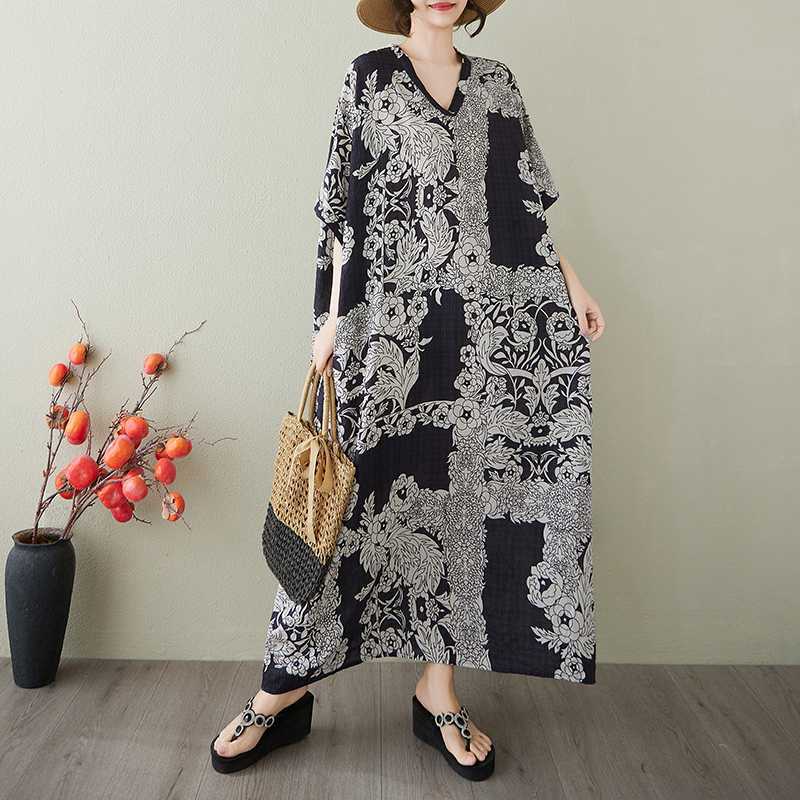 Women's Vintage Long Dress with Cotton and Linen Patterns