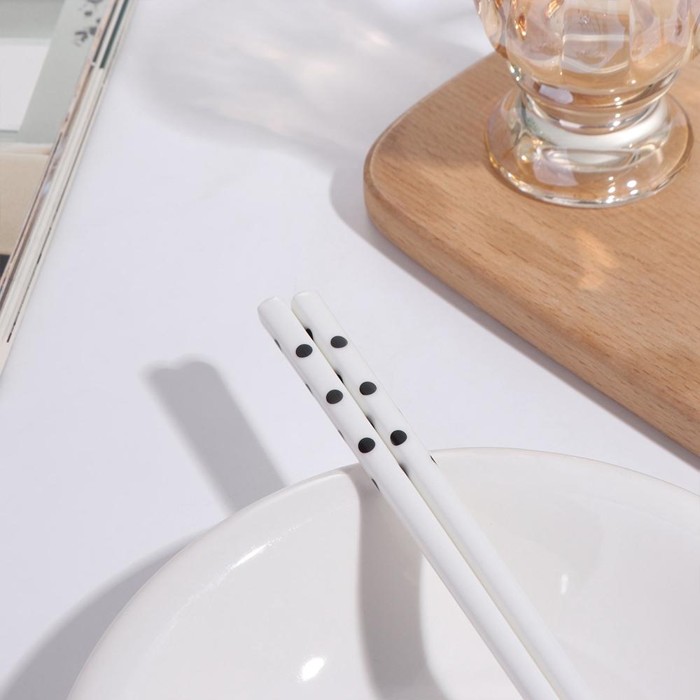 High Temperature Resistance Anti-Slip Long Chopsticks Tableware Kitchen Tool Sushi Chopstick