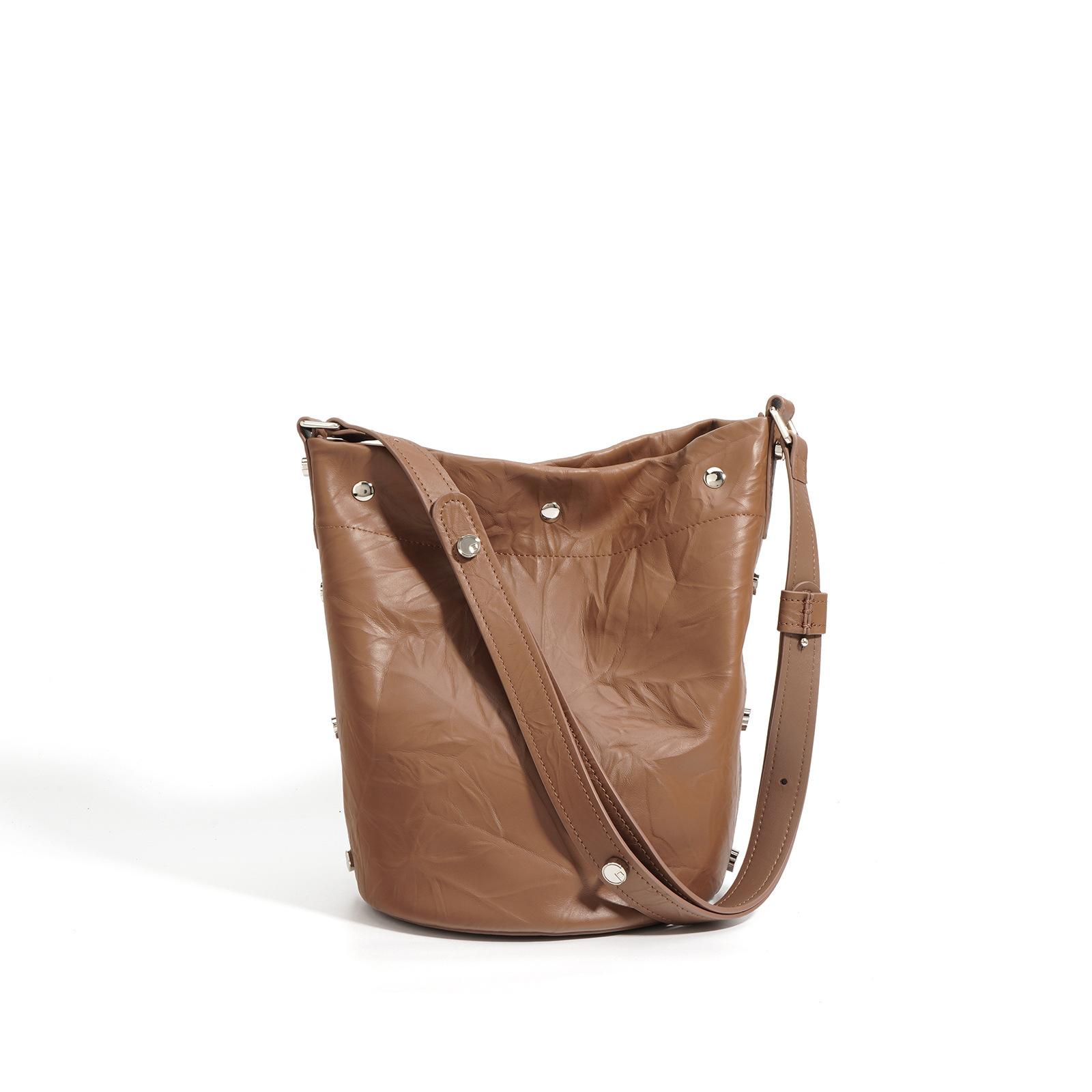 

Нишевая сумка-ведро большой вместимости, плиссированная сумка на плечо из коровьей кожи, модная повседневная кожаная женская сумка, пропуск