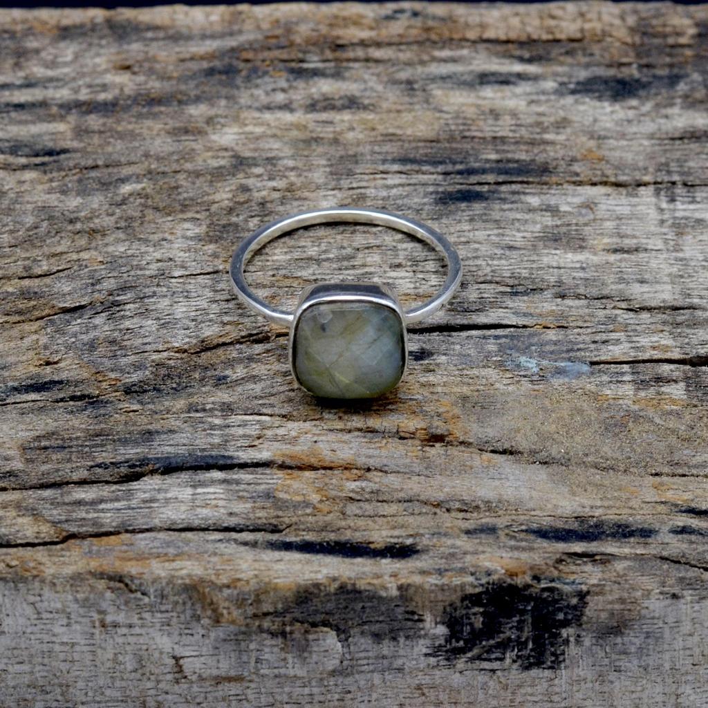 Labradorite 925 Sterling silver Ring, Natural Gemstone Handmade Women Boho Ring
