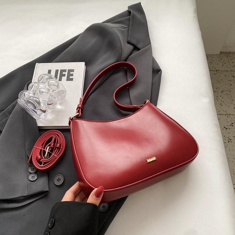 Elegant Pu Leather Small Shoulder Bag For Women With Chic Design In Red For Wedding