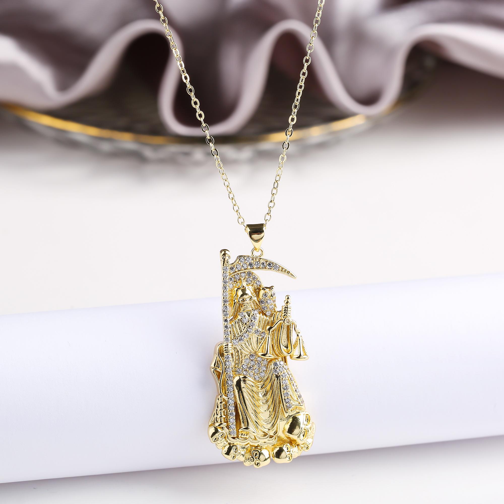 

1pcs Religious Medal Zircon Necklace Archangel Saint Michael Santa Muerte Jesus Choker Protection Amulet Zircon for Men Women