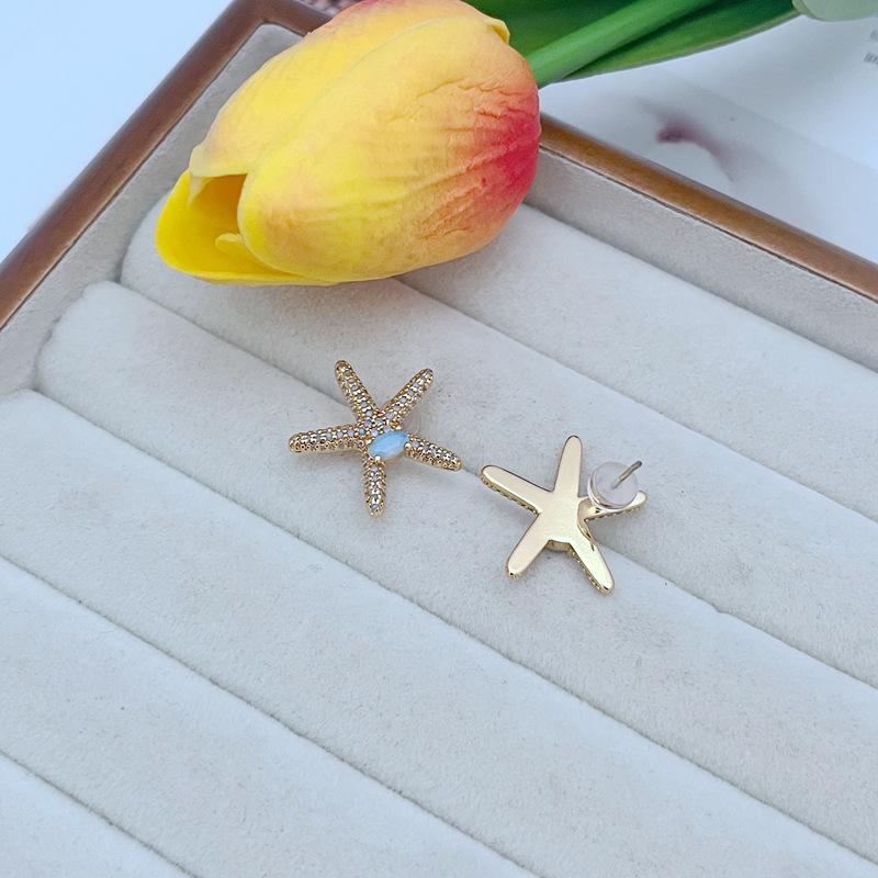 Starlight Zircon Starfish Metal Stud Earrings