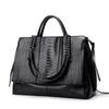 Retro Snake Pattern Splicing Large Capacity Tote Bag Chain Decoration Handbag Commuting Versatile Black Shoulder Crossbody Bag
