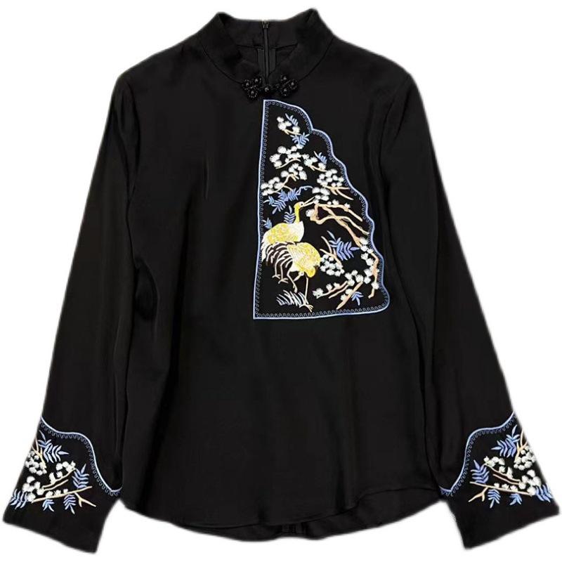 Damen Seiden Hanfu Bluse, Glockenärmel mit Stickerei, Stehkragen mit Froschverschluss, Wolkenkranich-Design - Elegante Frühherbstbekleidung