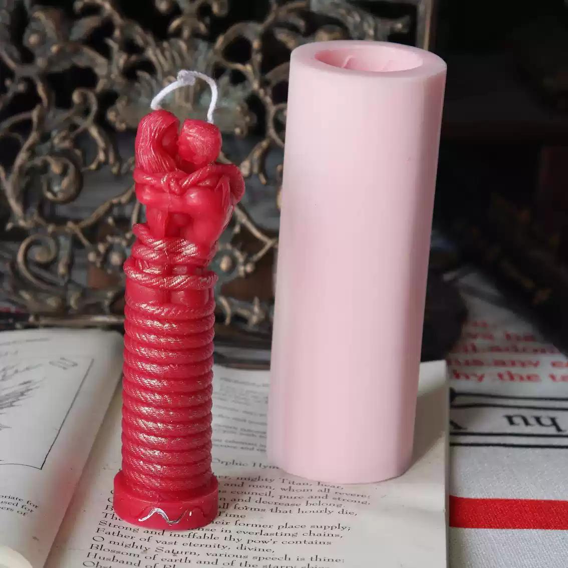 Intertwined Hearts Candle Mold, Romantic Couple Figure for Hand Pouring Wedding Anniversary Gift