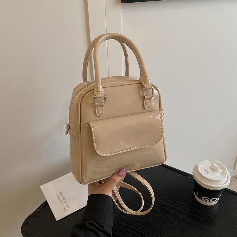 

Портативная женская сумка через плечо с двойным ремнем, новая модная нишевая маленькая квадратная сумка 2025 года, универсальная сумка через плечо, сумка-мессенджер